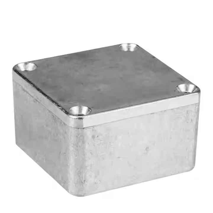 Solid closed aluminum enclosure, small square design