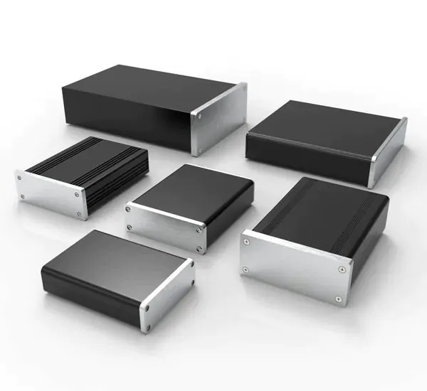 Aluminum amplifier enclosure styles with black bodies and silver end panels